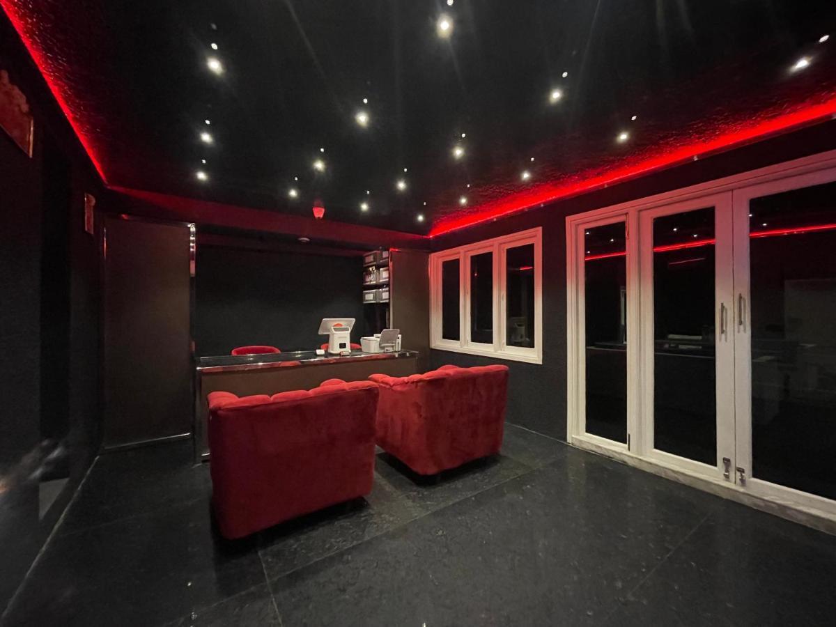 Bellani Villa Maya Пондичери Екстериор снимка